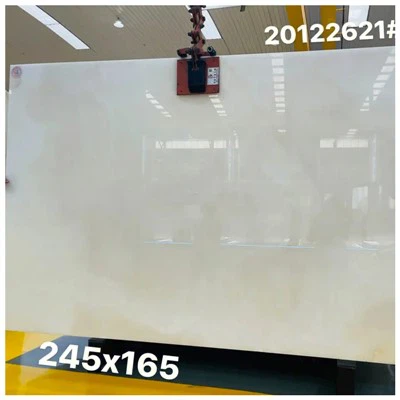 Lempengan Onyx Putri Salju