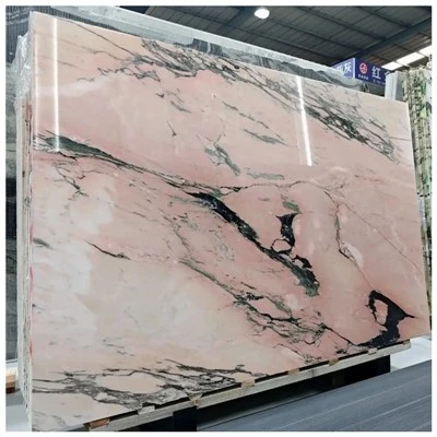 Marmer Calacatta merah muda